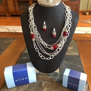 Avon Casual Necklace and Drop Earrings